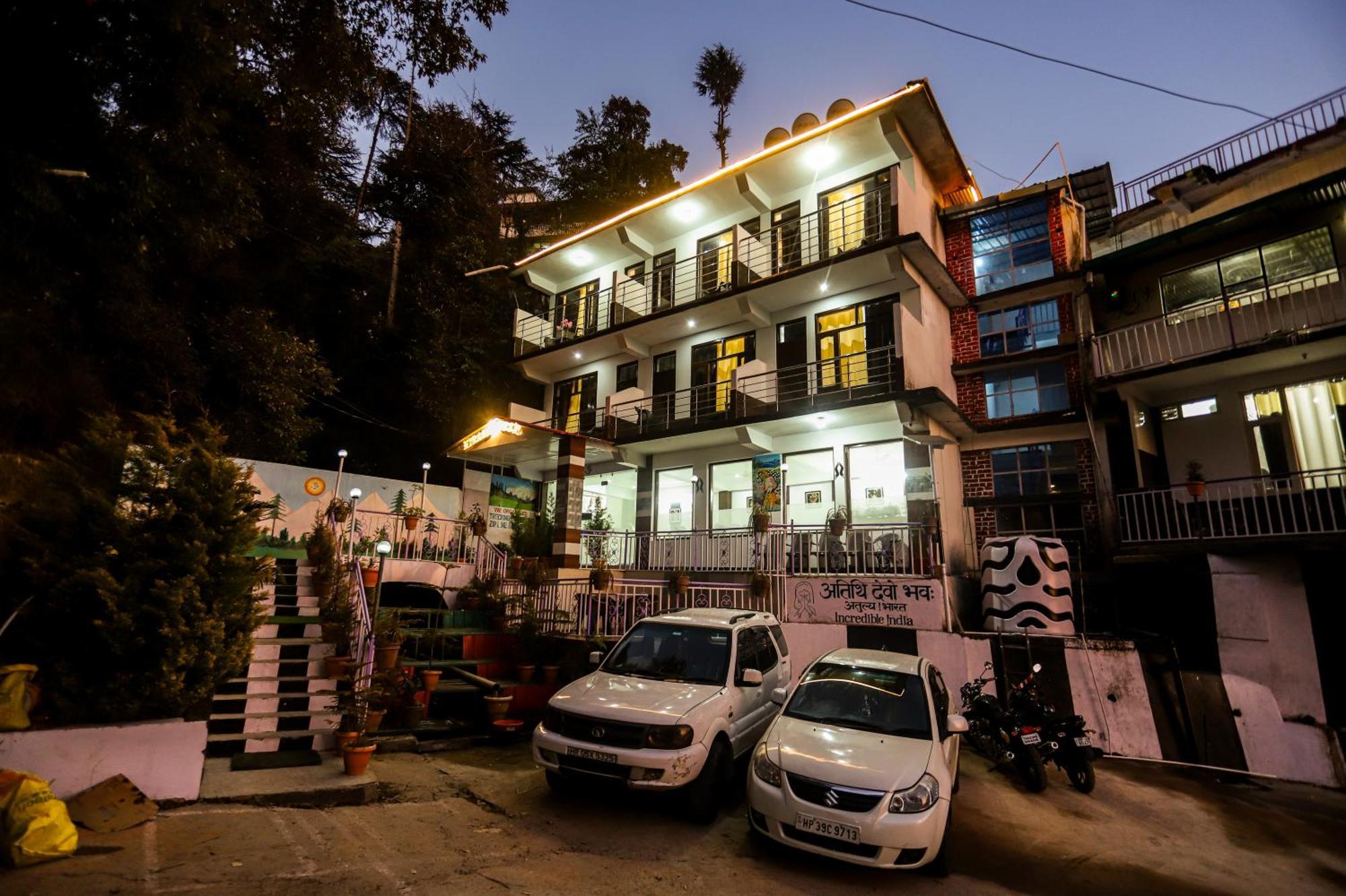 Hotel Mirage Grand McLeod Ganj Exterior foto